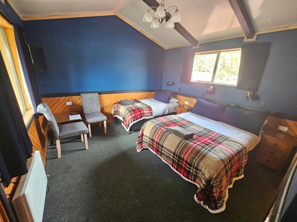 Backpacker Rooms